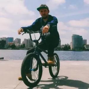 Азер Кочулу